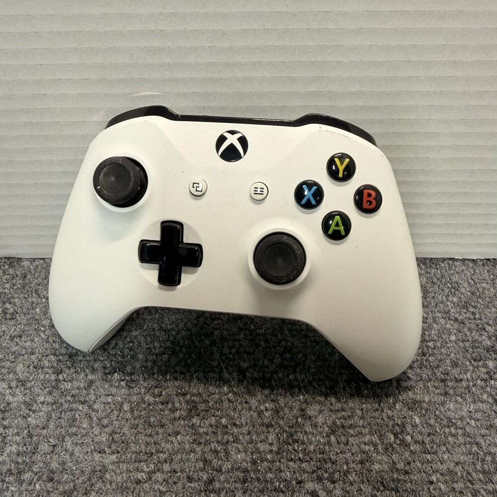 Microsoft Xbox One Wireless Controller White Model 1708 OEM Tested Gamepad